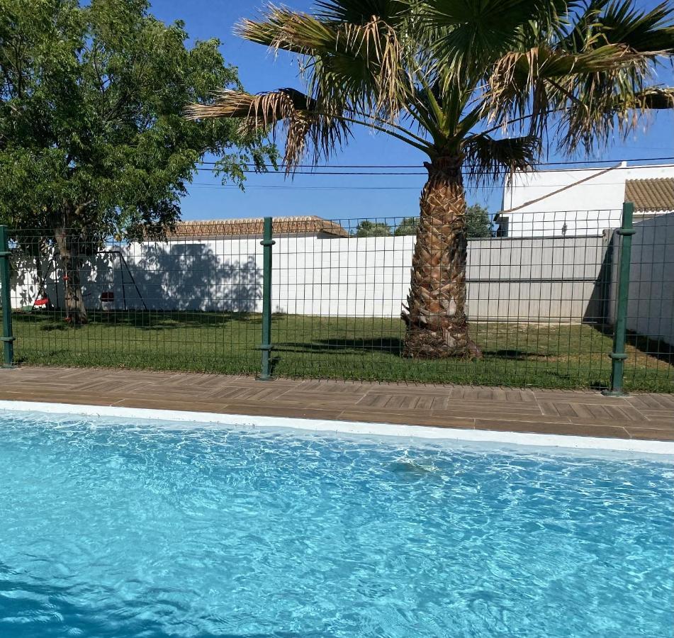 Sumatra Villa Chiclana de la Frontera Bagian luar foto