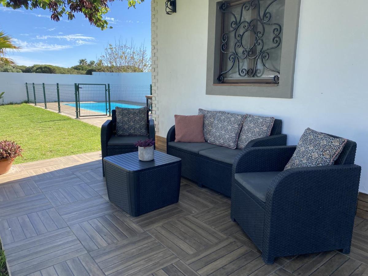 Sumatra Villa Chiclana de la Frontera Bagian luar foto